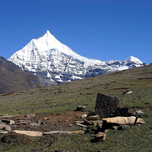 Planning a Wellness-Focused Trek: What to Expect on the Dhur Hotspring Trek